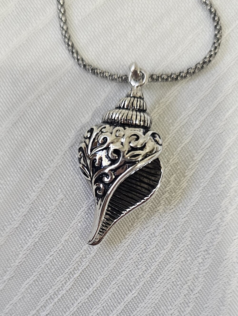 Sterling Silver Shell Pendant Necklace - Sterling - Picture 4 of 11